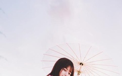 卖萌草吸引到蝴蝶